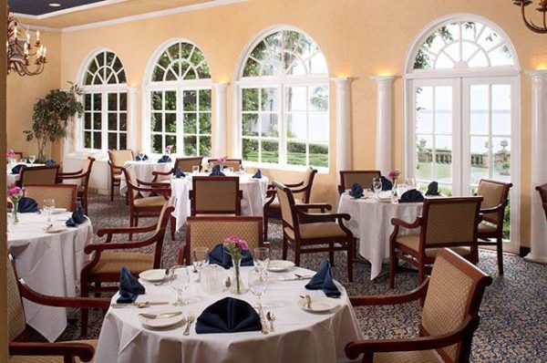 Jacksonville fine dining at The Club Continental on the St. Johns River