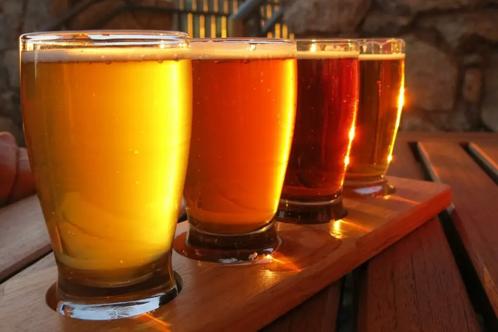a flight of craft beer at Jacksonville breweries