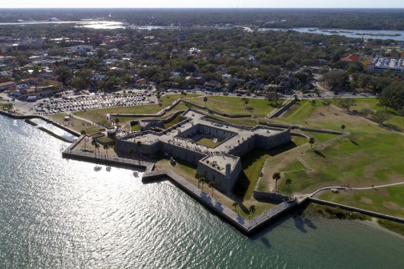 Tour Castillo de San Marcos - Oldest Fort in the U.S.